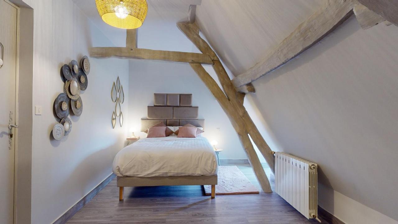 Demeure Du Vallon - Chambres D'Hotes De Charme Azerat Eksteriør bilde