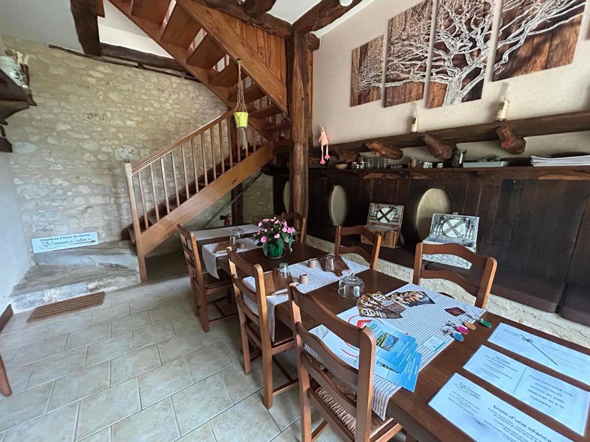 Demeure Du Vallon - Chambres D'Hotes De Charme Azerat Eksteriør bilde
