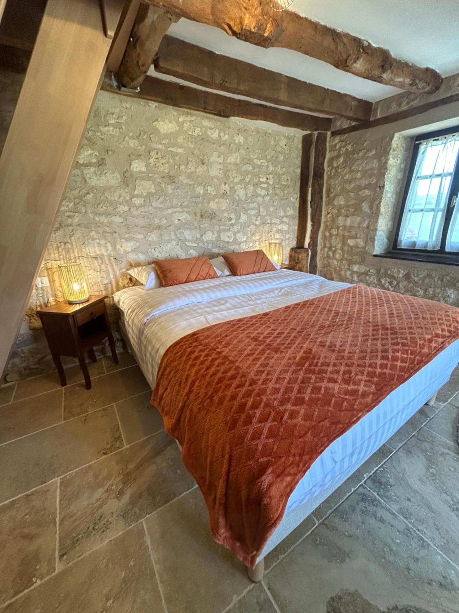 Demeure Du Vallon - Chambres D'Hotes De Charme Azerat Eksteriør bilde
